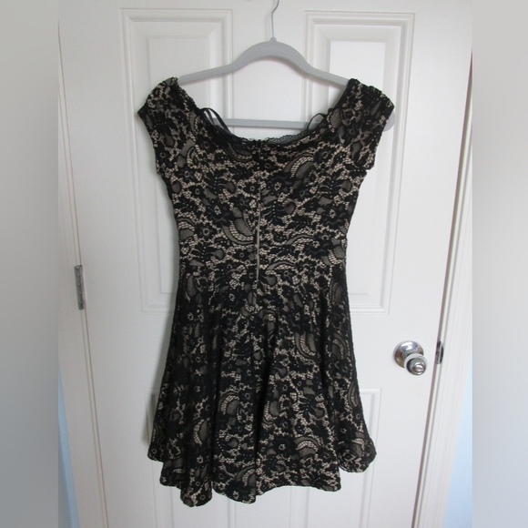 Homecoming dress - Picture 3 of 7